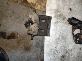 Спирачки за subaru forester turbo, снимка 4 - Части - 53586834