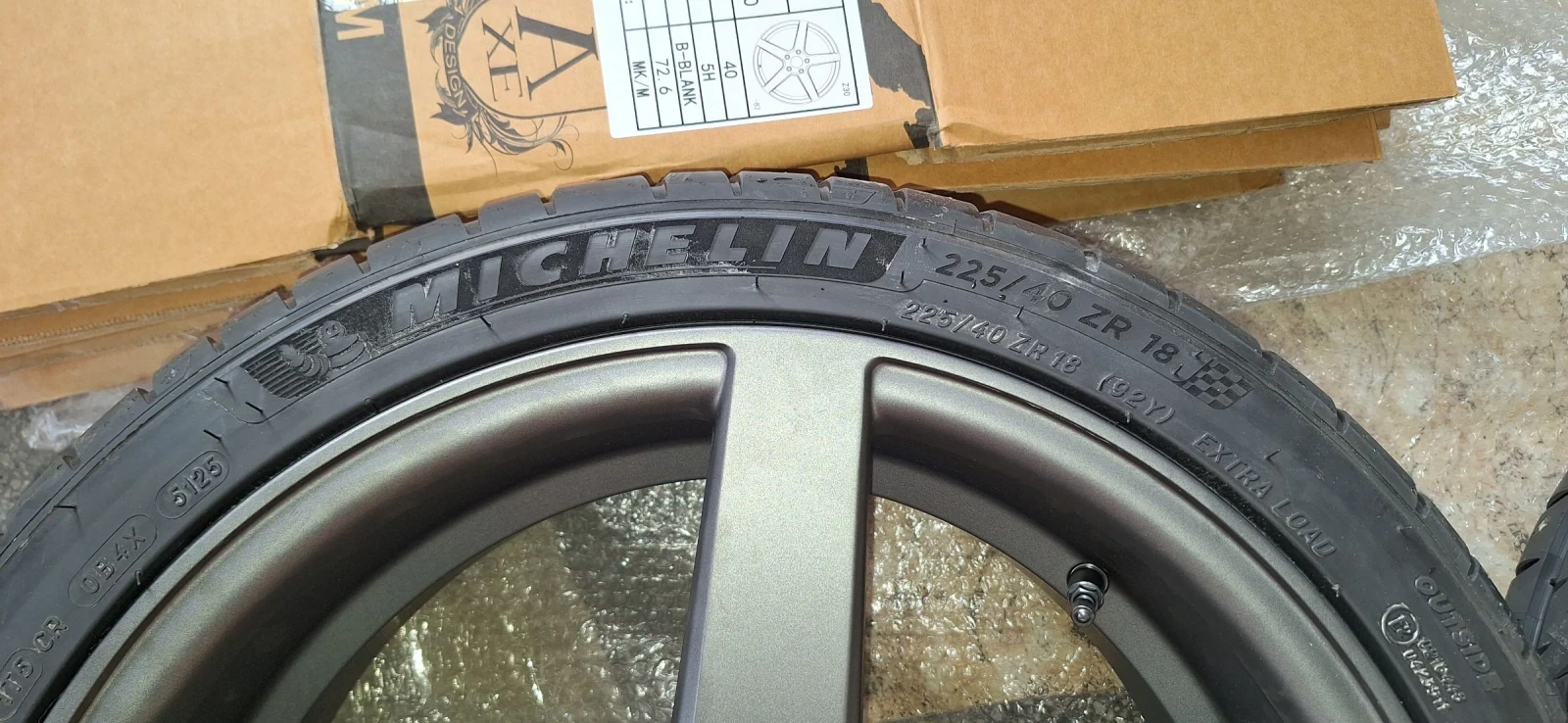 Гуми с джанти Michelin 225/40R18, снимка 2 - Гуми и джанти - 54163055