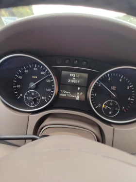Mercedes-Benz ML 550 AMG /ГАЗ/КЕЙЛЕС/МУЛТИМЕДИЯ, снимка 11