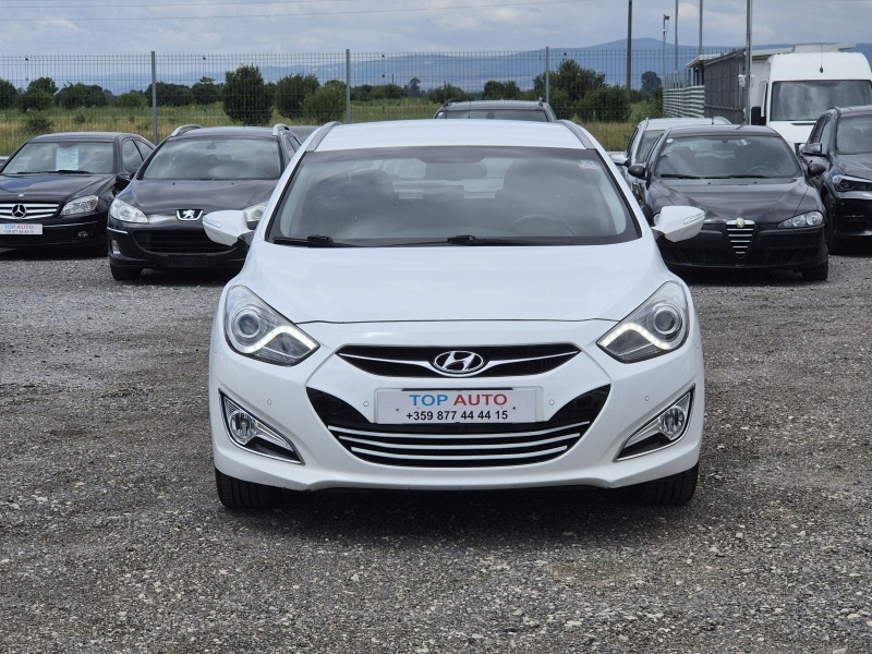 Hyundai I40 Топ състояние!!!/EURO5, снимка 2 - Автомобили и джипове - 46459188