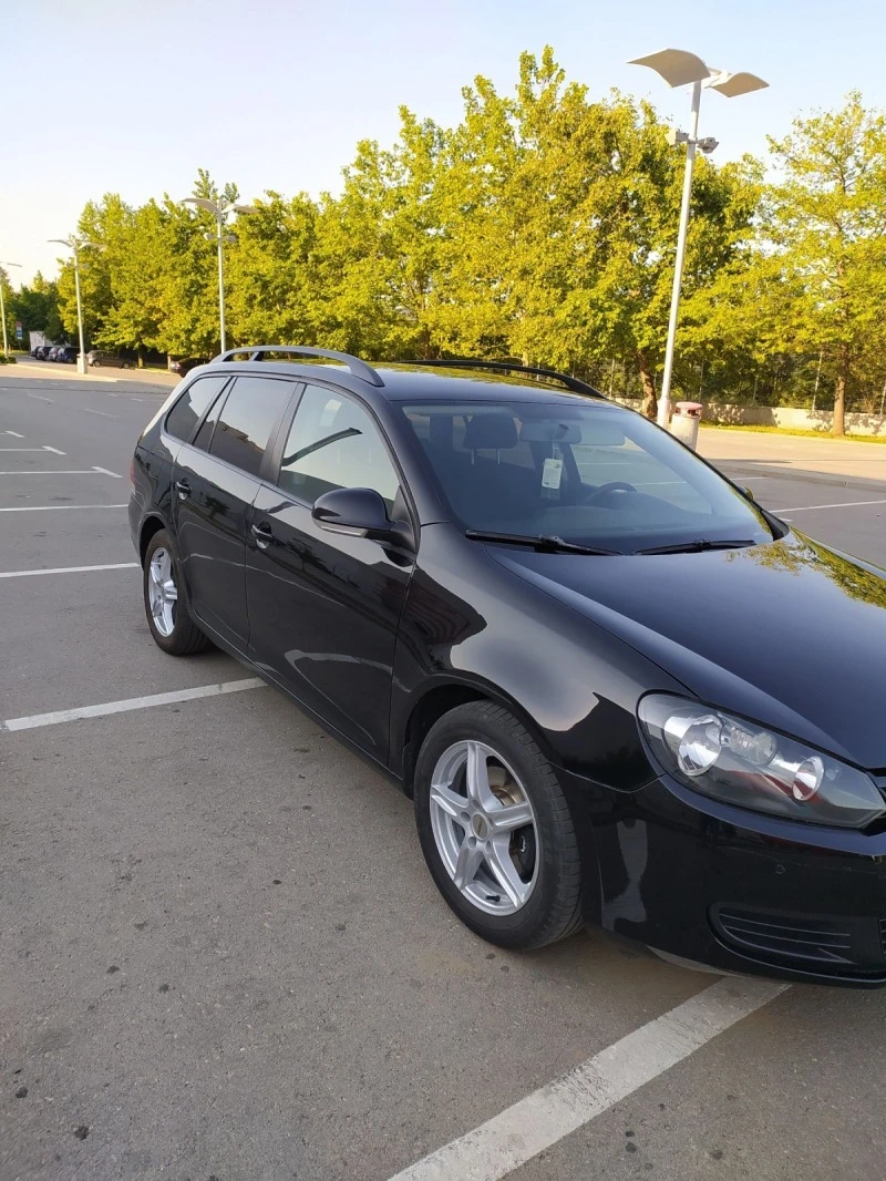 VW Golf 1.6, снимка 1 - Автомобили и джипове - 46788626