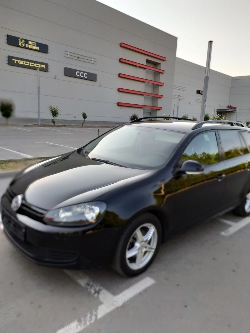 VW Golf 1.6, снимка 4 - Автомобили и джипове - 46788626