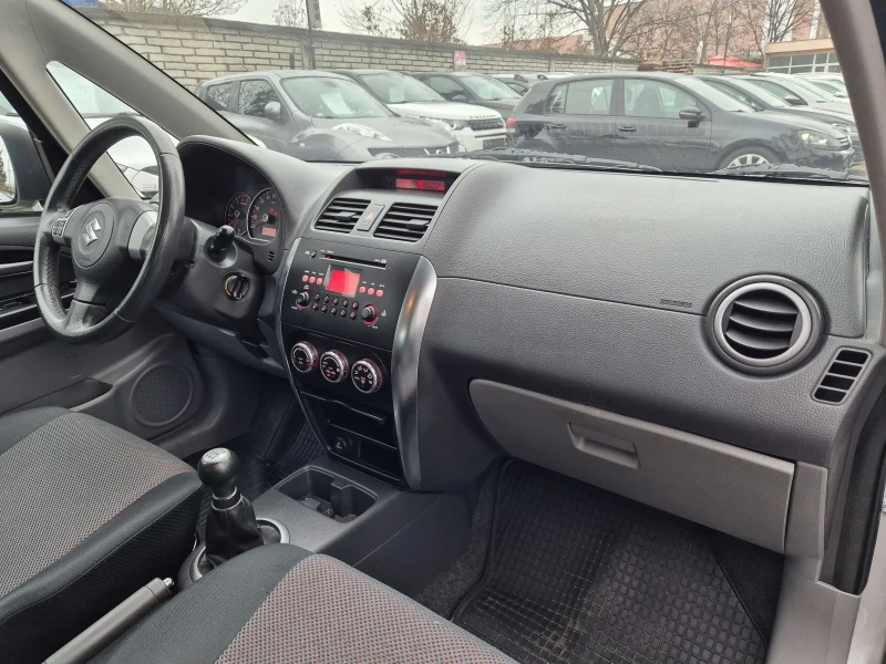 Suzuki SX4 1.6i 107k.s.4x4 , снимка 13 - Автомобили и джипове - 48303593