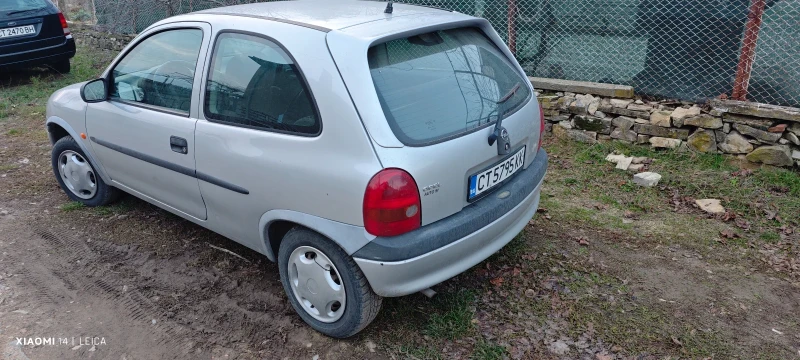 Opel Corsa 1.0, снимка 2 - Автомобили и джипове - 48408322