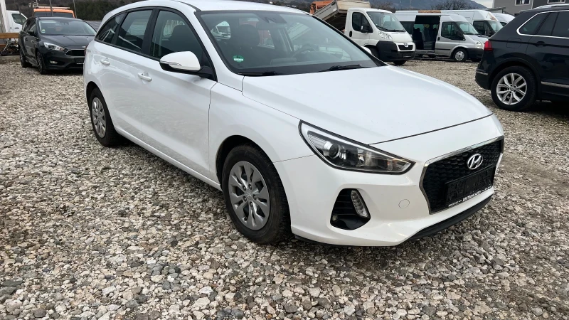 Hyundai I30 1.6 CRDi 2017 Tip Top, снимка 1 - Автомобили и джипове - 48564925