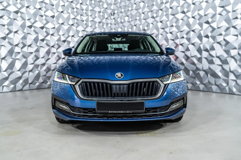 Skoda Octavia 2.0 TDI* DSG* Печка* Обдухване, снимка 2 - Автомобили и джипове - 48800678