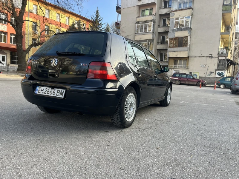 VW Golf 1.9 TDI, снимка 4 - Автомобили и джипове - 48836556