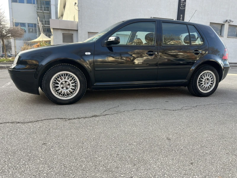 VW Golf 1.9 TDI, снимка 7 - Автомобили и джипове - 48836556