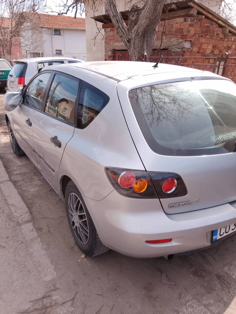 Mazda 3 1.4i, снимка 3 - Автомобили и джипове - 49421442