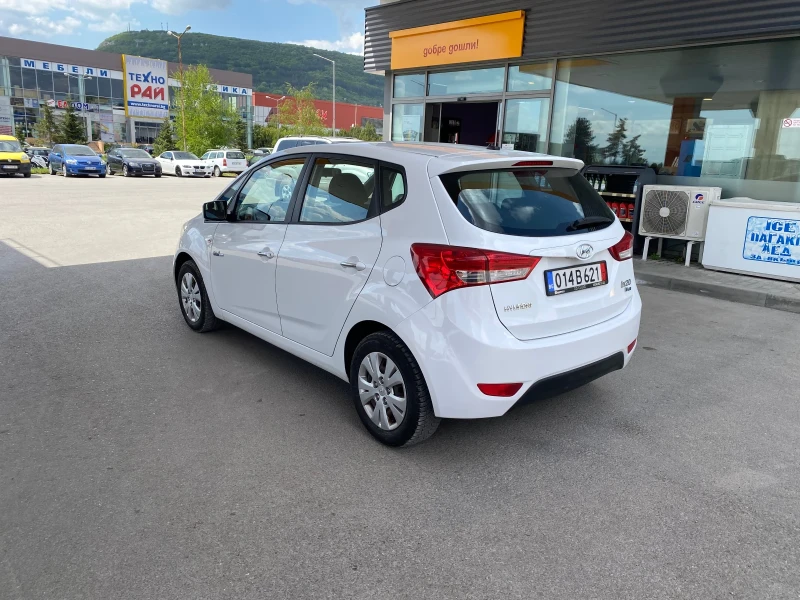 Hyundai Ix20 1.4 I, снимка 5 - Автомобили и джипове - 50035420