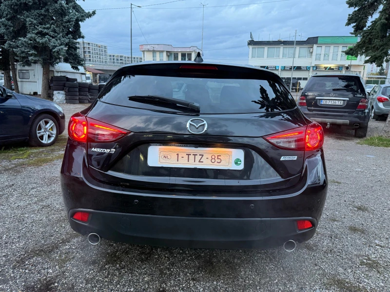 Mazda 3 2.0i, бензин, нави, 6 скорости, снимка 5 - Автомобили и джипове - 52356388