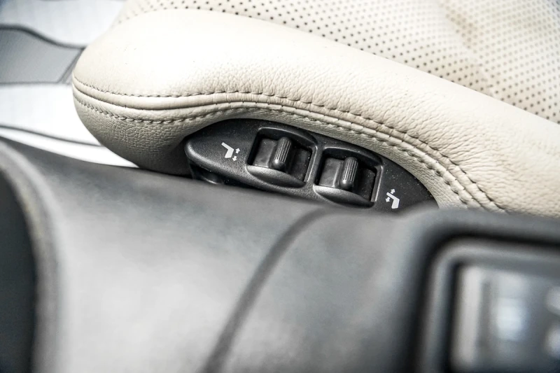 Nissan 370Z, снимка 6 - Автомобили и джипове - 52536115