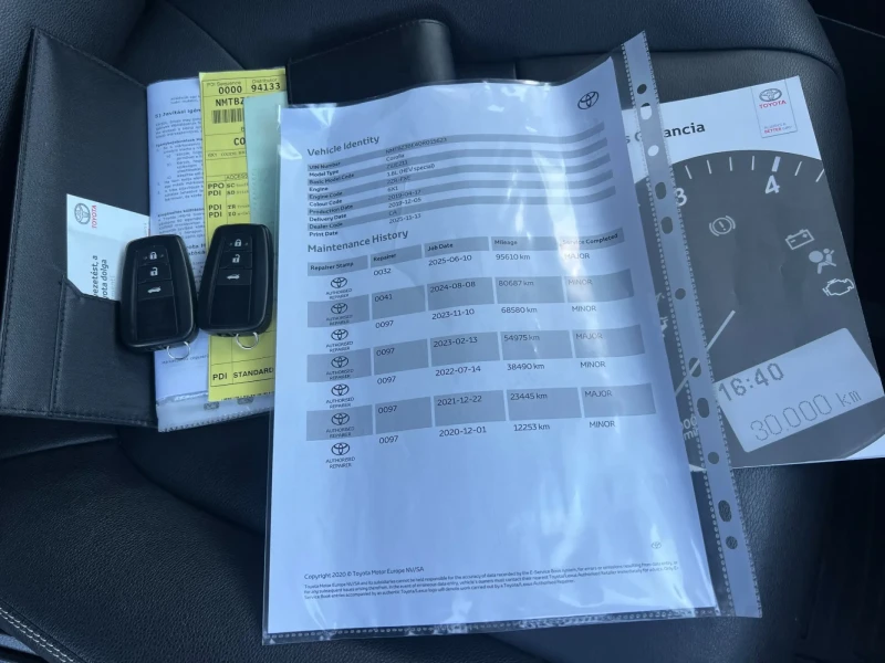 Toyota Corolla HYBRID PREMIUM, снимка 16 - Автомобили и джипове - 52754074