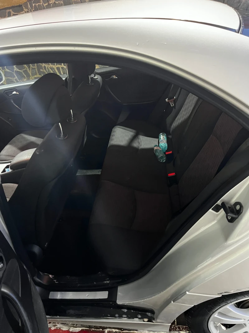 Mercedes-Benz C 220, снимка 13 - Автомобили и джипове - 52893736