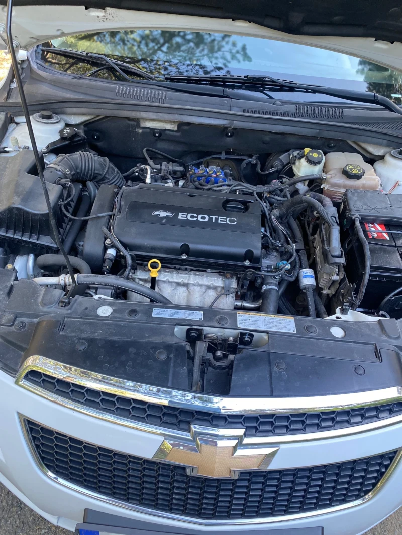 Chevrolet Cruze 1, 8 141 к.с., снимка 4 - Автомобили и джипове - 53078275