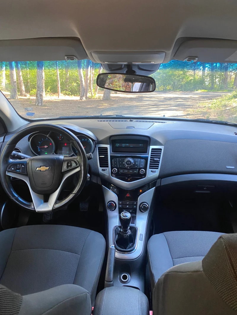 Chevrolet Cruze 1, 8 141 к.с., снимка 12 - Автомобили и джипове - 53078275