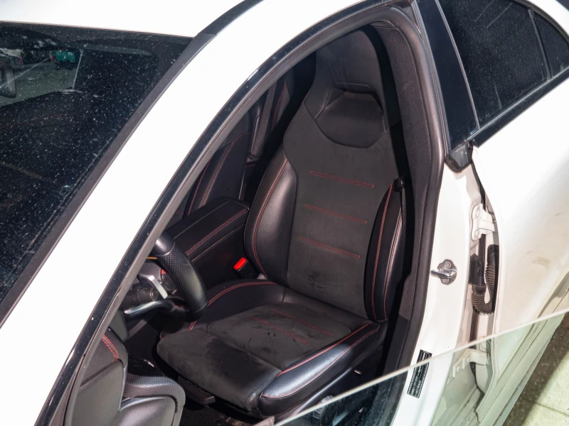 Mercedes-Benz CLA 200 * гаранция * Лизинг * AMG line* , снимка 8 - Автомобили и джипове - 53083817