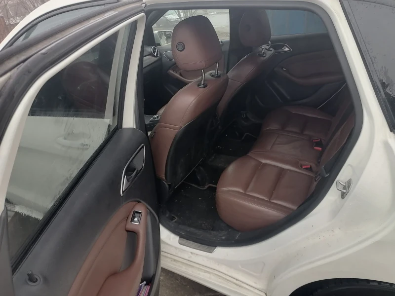 Mercedes-Benz B 200 136hp + + TURBO DIESEL, снимка 10 - Автомобили и джипове - 53275757