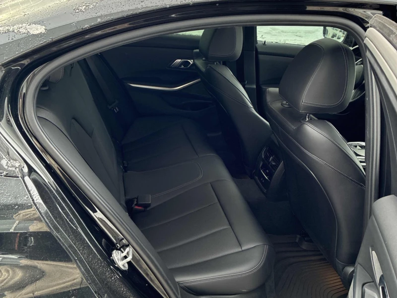 BMW 340 M* B58* PANO* ПОДГРЕВ* KEYLESS* , снимка 13 - Автомобили и джипове - 53494625