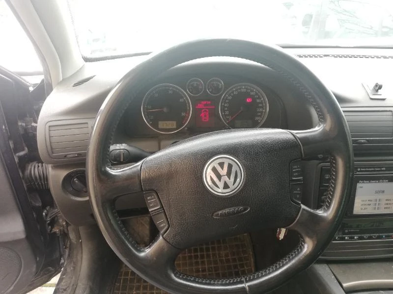 VW Passat 2.5 TDI 180 4x4 BDH ръчка, снимка 17 - Автомобили и джипове - 29152963