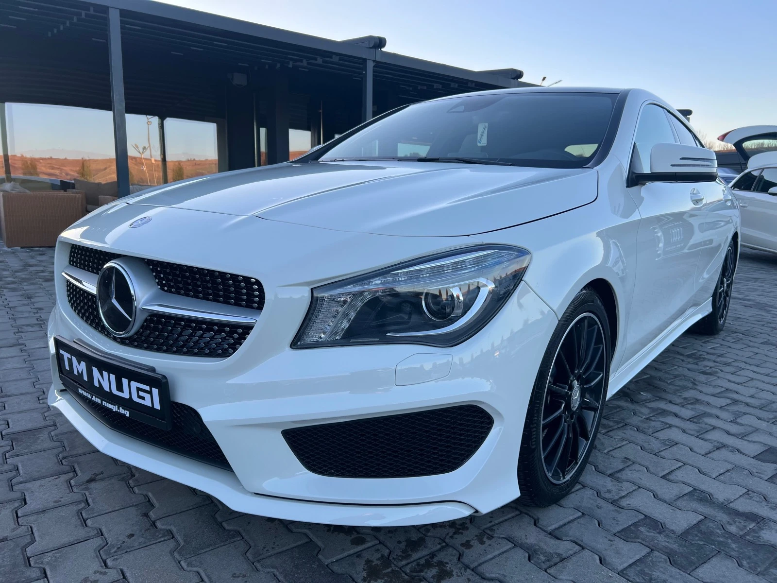 Mercedes-Benz CLA 220 LED* NAVI* AMG PAKET* TOP*  - изображение 3