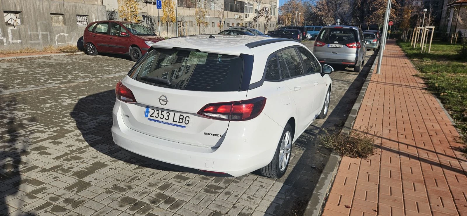 Opel Astra Selective Pro 1.6 CDTI - изображение 5