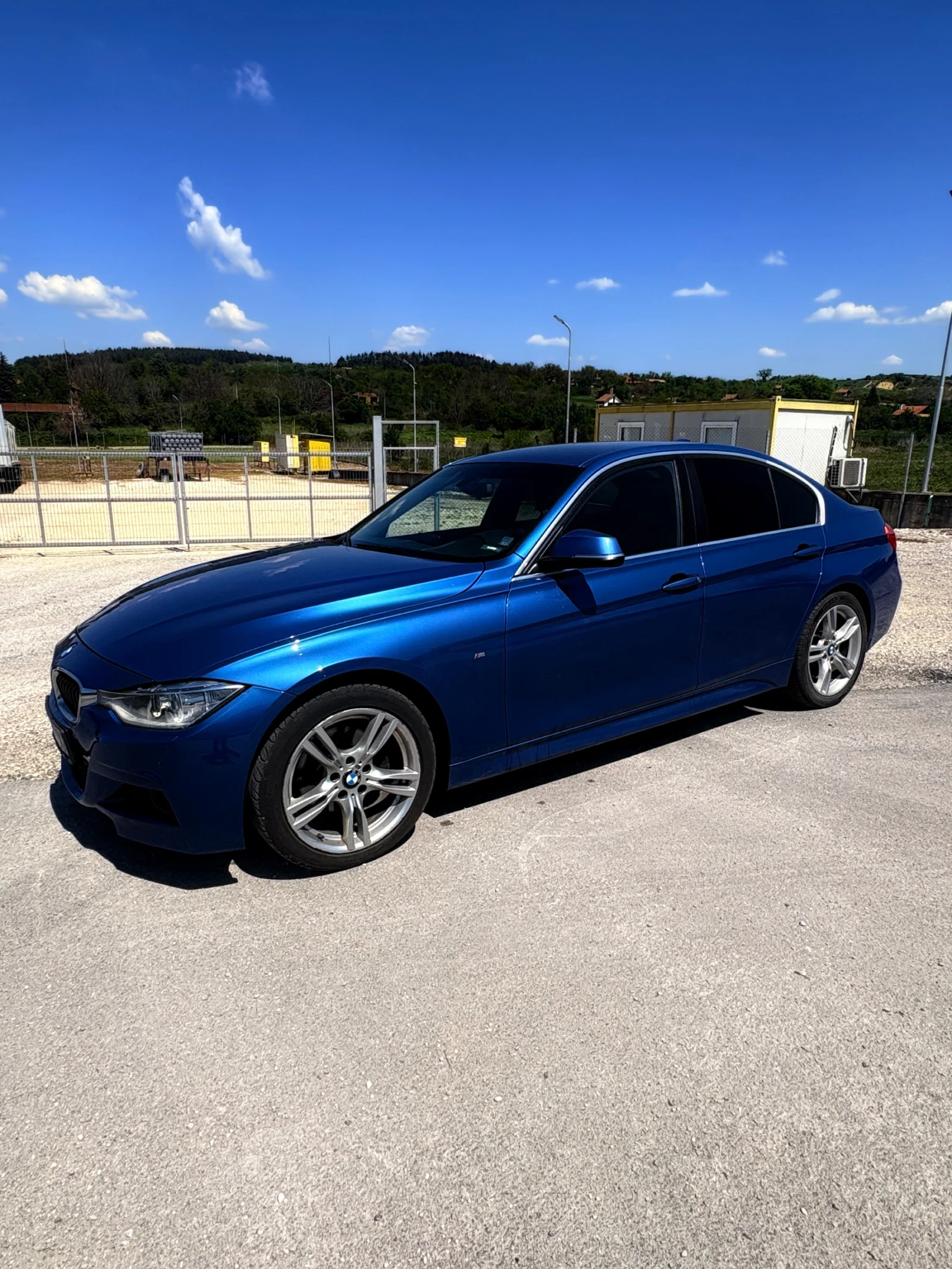 BMW 320 XDrive - изображение 2
