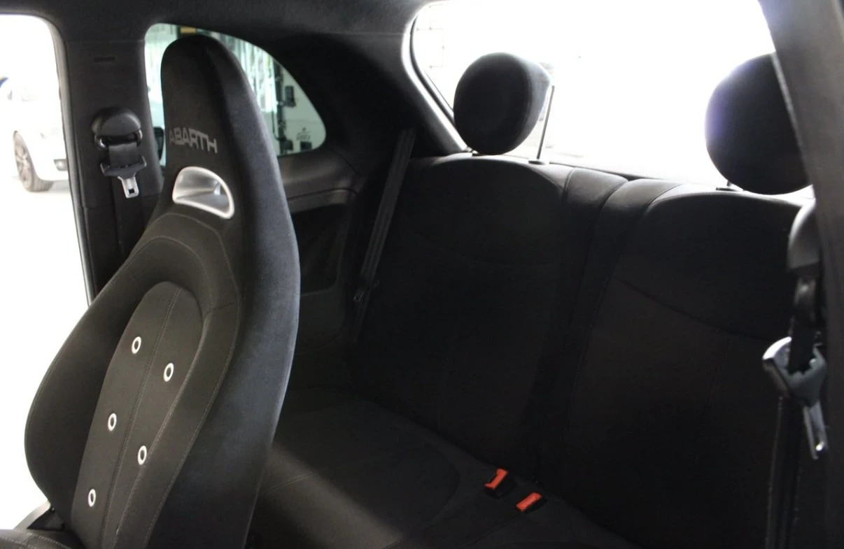 Abarth 595 1.4 T-JET от първи собственик - изображение 7