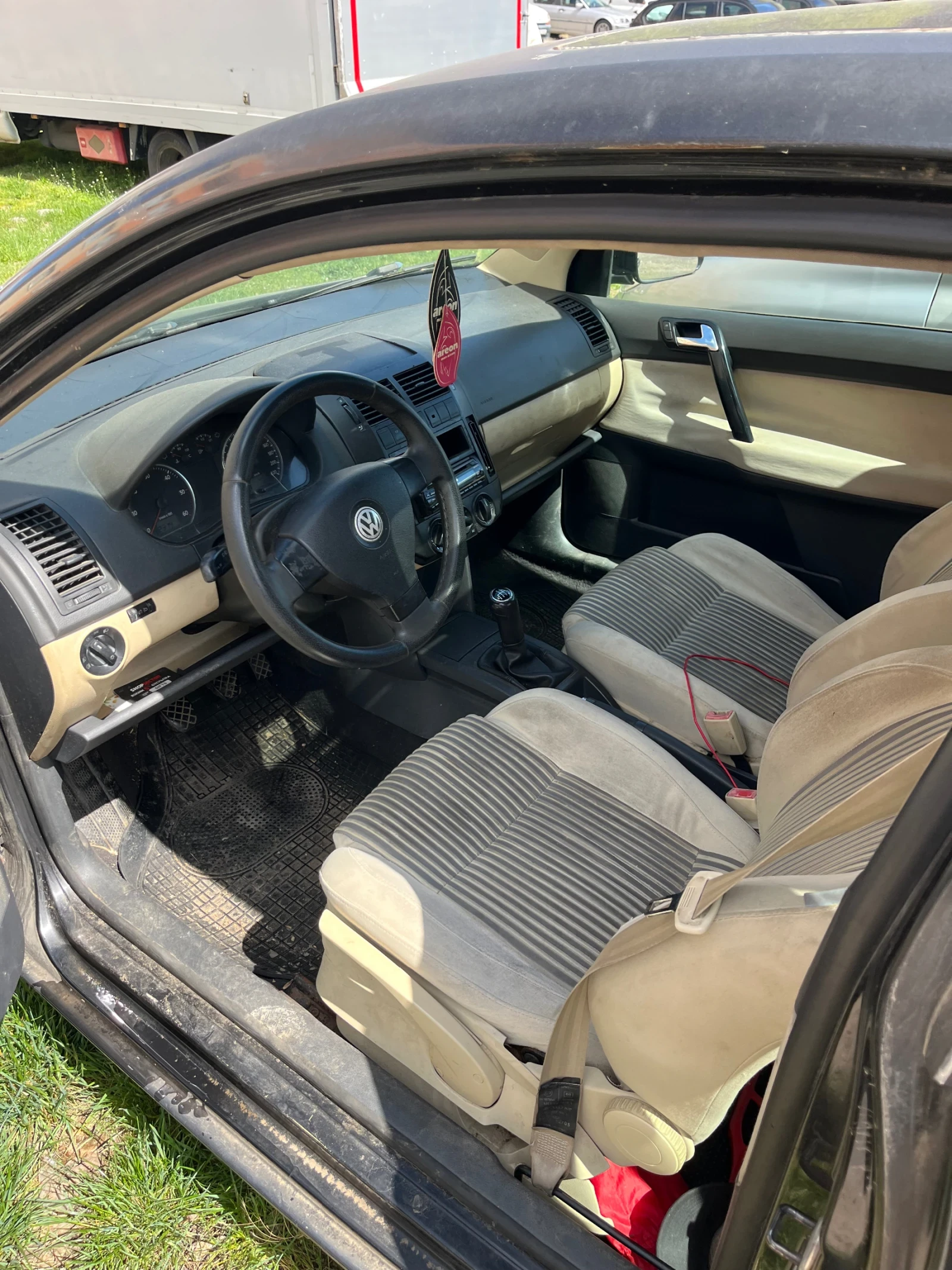 VW Polo, снимка 5 - Автомобили и джипове - 54148051