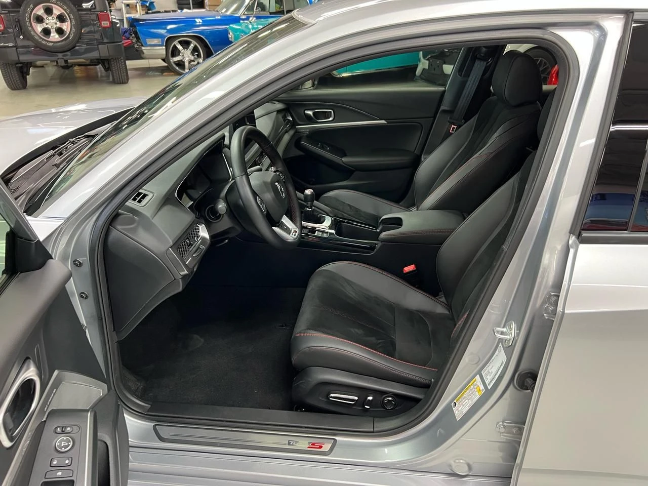 Acura Integra Type S  CARFAX, снимка 11 - Автомобили и джипове - 54149833