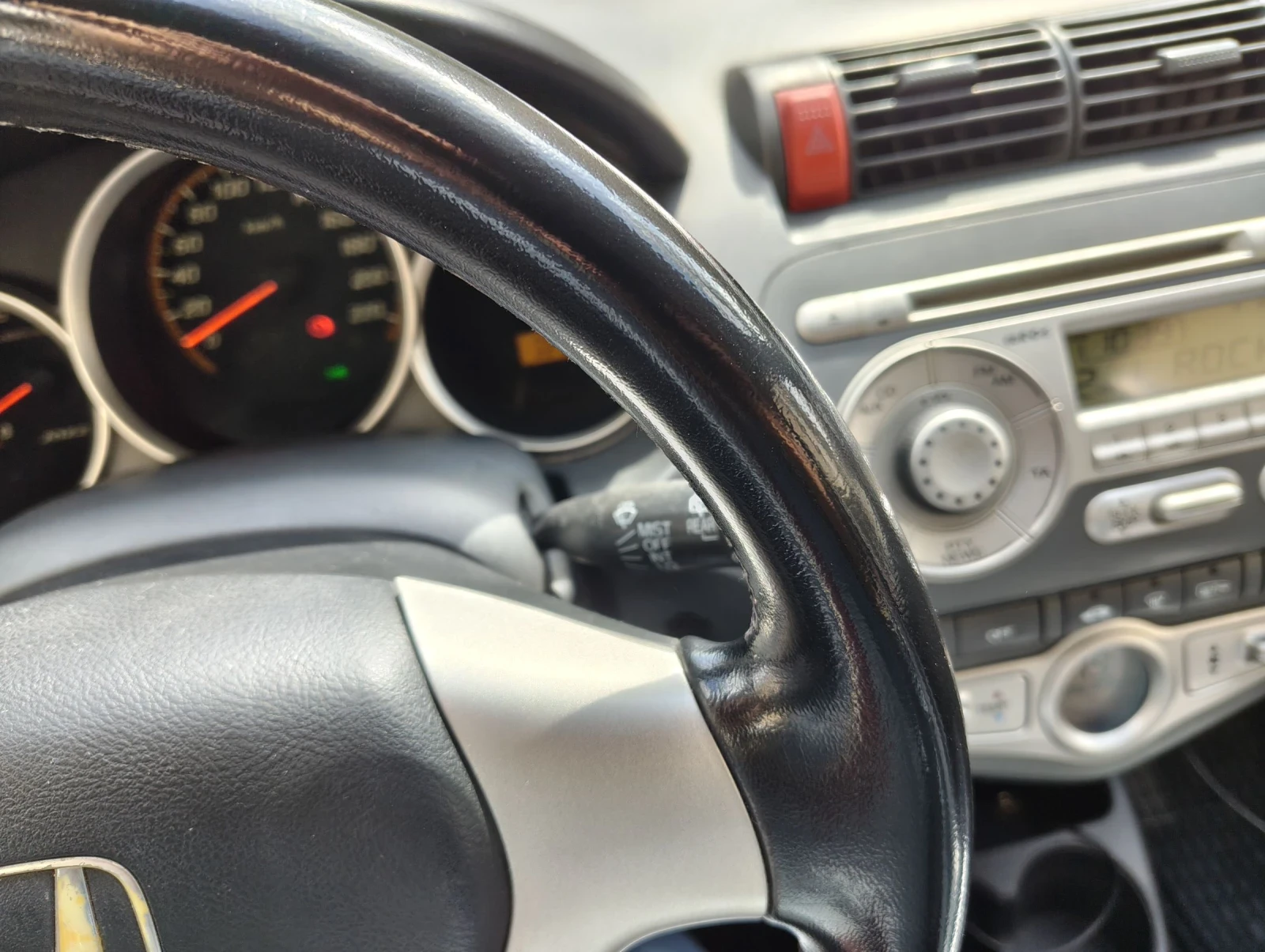 Honda Jazz, снимка 12 - Автомобили и джипове - 54190612