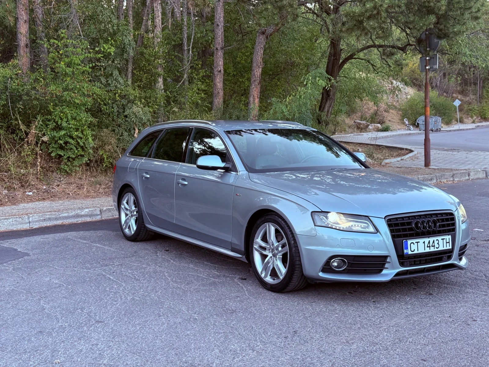 Audi A4 2.0 TDI, снимка 2 - Автомобили и джипове - 54314365