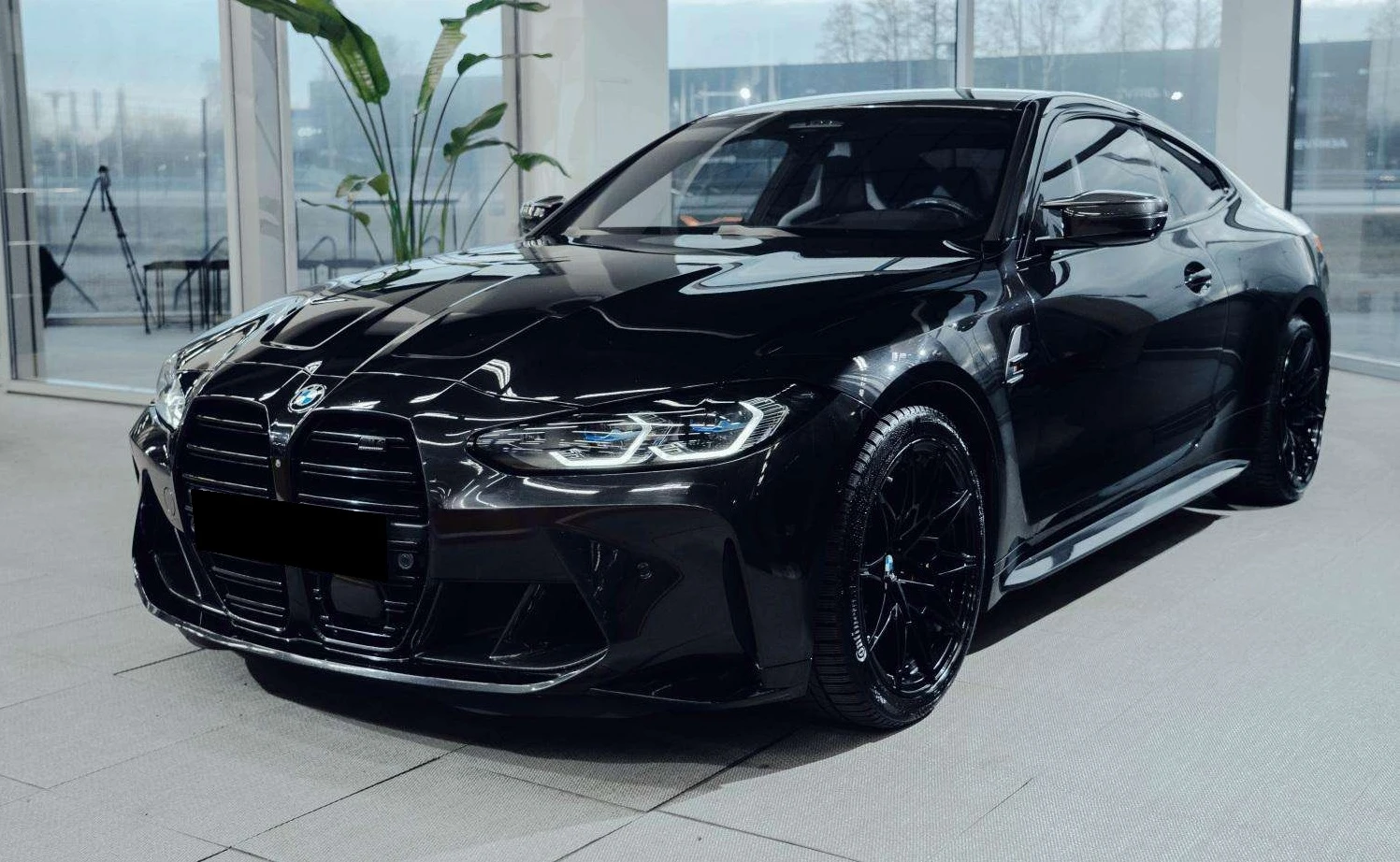 BMW M4 Competition, снимка 3 - Автомобили и джипове - 54340284