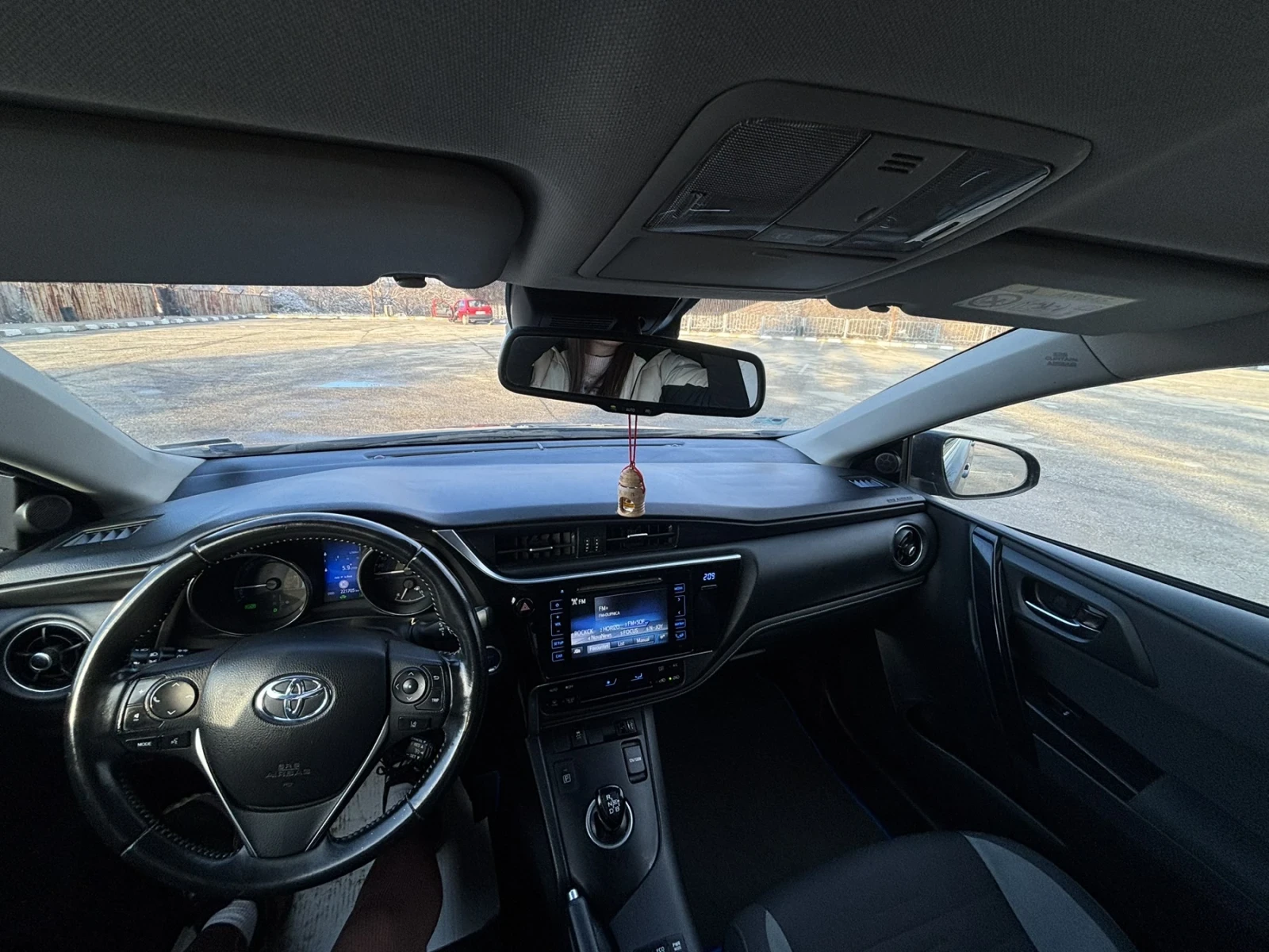 Toyota Auris � ���� ������� | Mobile.bg � ����������� 6