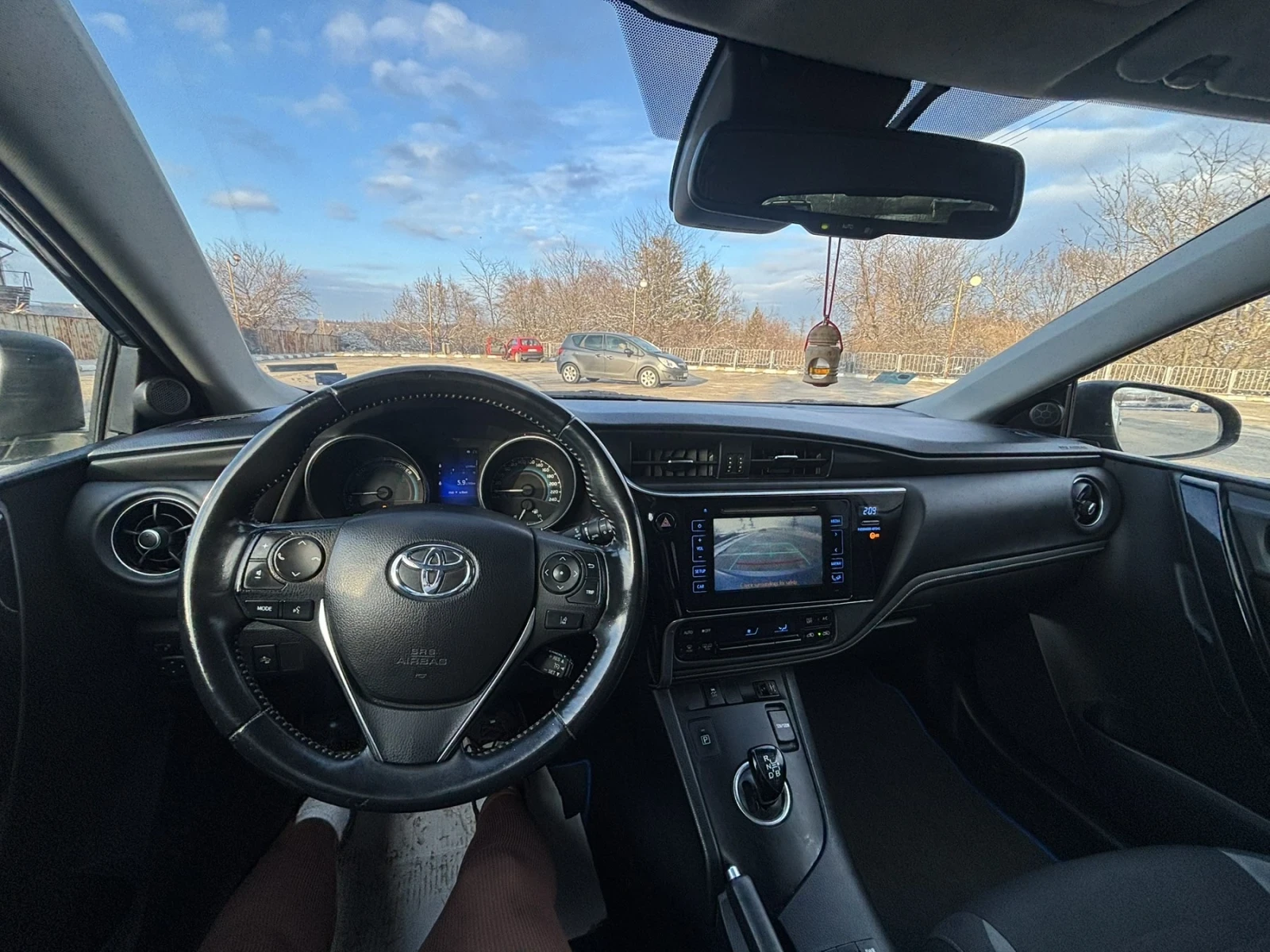 Toyota Auris � ���� ������� | Mobile.bg � ����������� 3