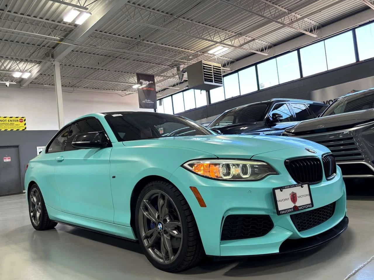 BMW 235 * M235i| COUPE| RWD| REDLEATHER| EXHAUST| HARMANKA, снимка 2 - Автомобили и джипове - 54894141