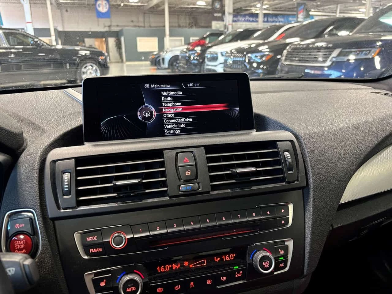 BMW 235 * M235i| COUPE| RWD| REDLEATHER| EXHAUST| HARMANKA, снимка 13 - Автомобили и джипове - 54894141