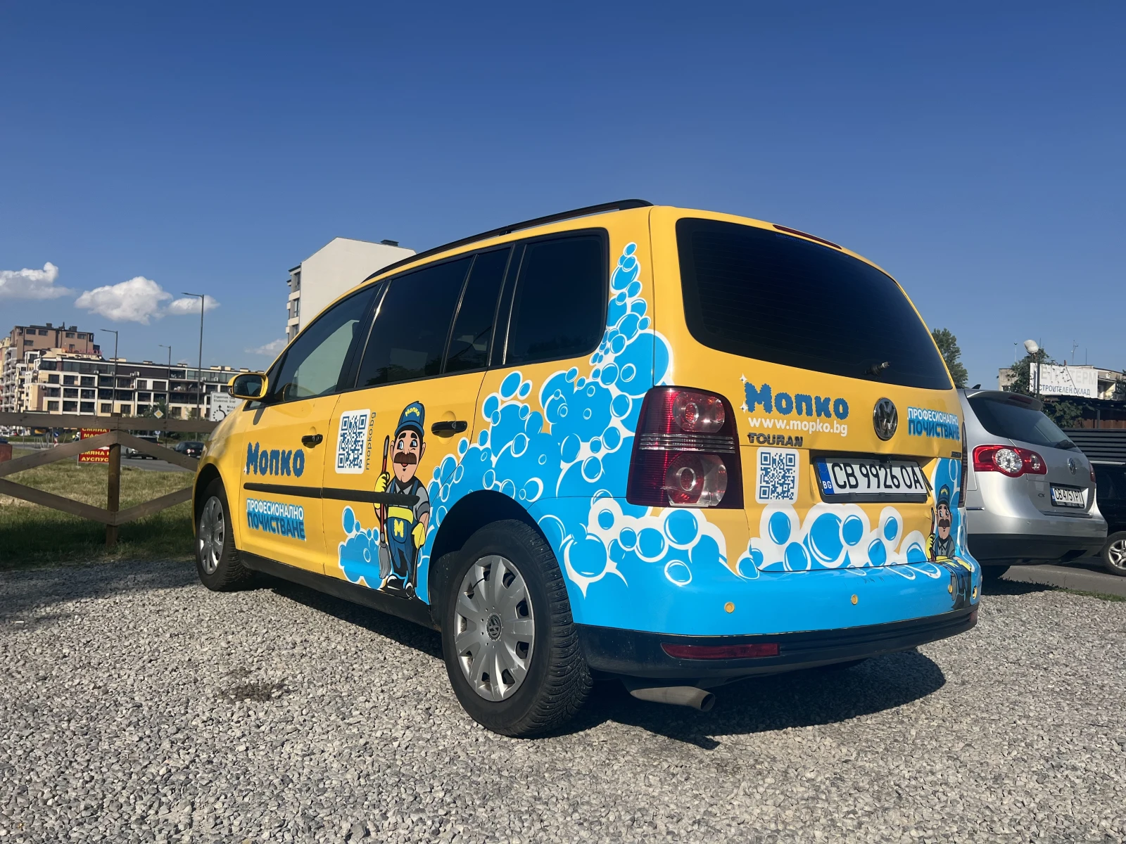 VW Touran 2.0 EcoFuel (метан/бензин), 109 к.с - 7 места, снимка 6 - Автомобили и джипове - 55424078