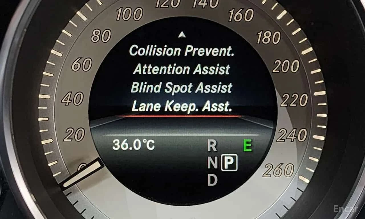 Mercedes-Benz CLS 350  d 4MATIC * ОПЦИЯ ЗА ФИНАНСИРАНЕ, снимка 15 - Автомобили и джипове - 55570971