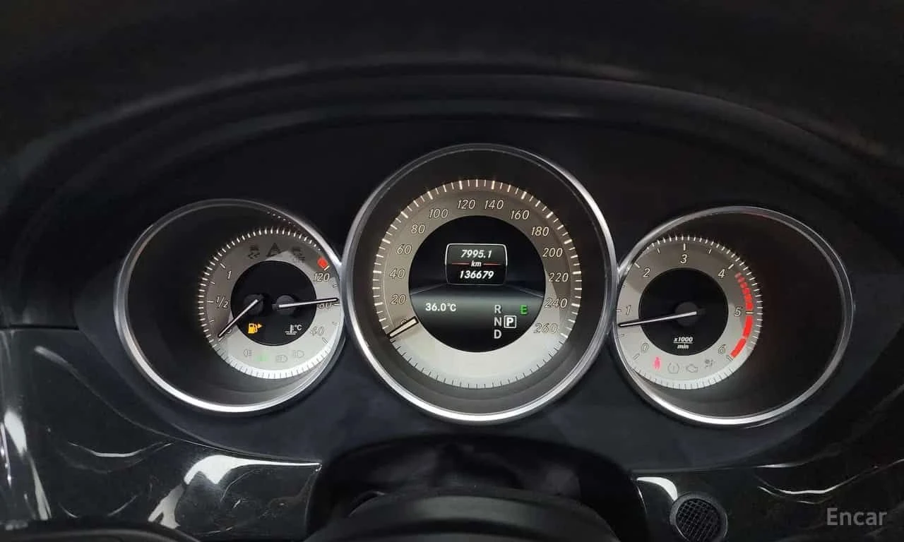 Mercedes-Benz CLS 350  d 4MATIC * ОПЦИЯ ЗА ФИНАНСИРАНЕ, снимка 7 - Автомобили и джипове - 55570971