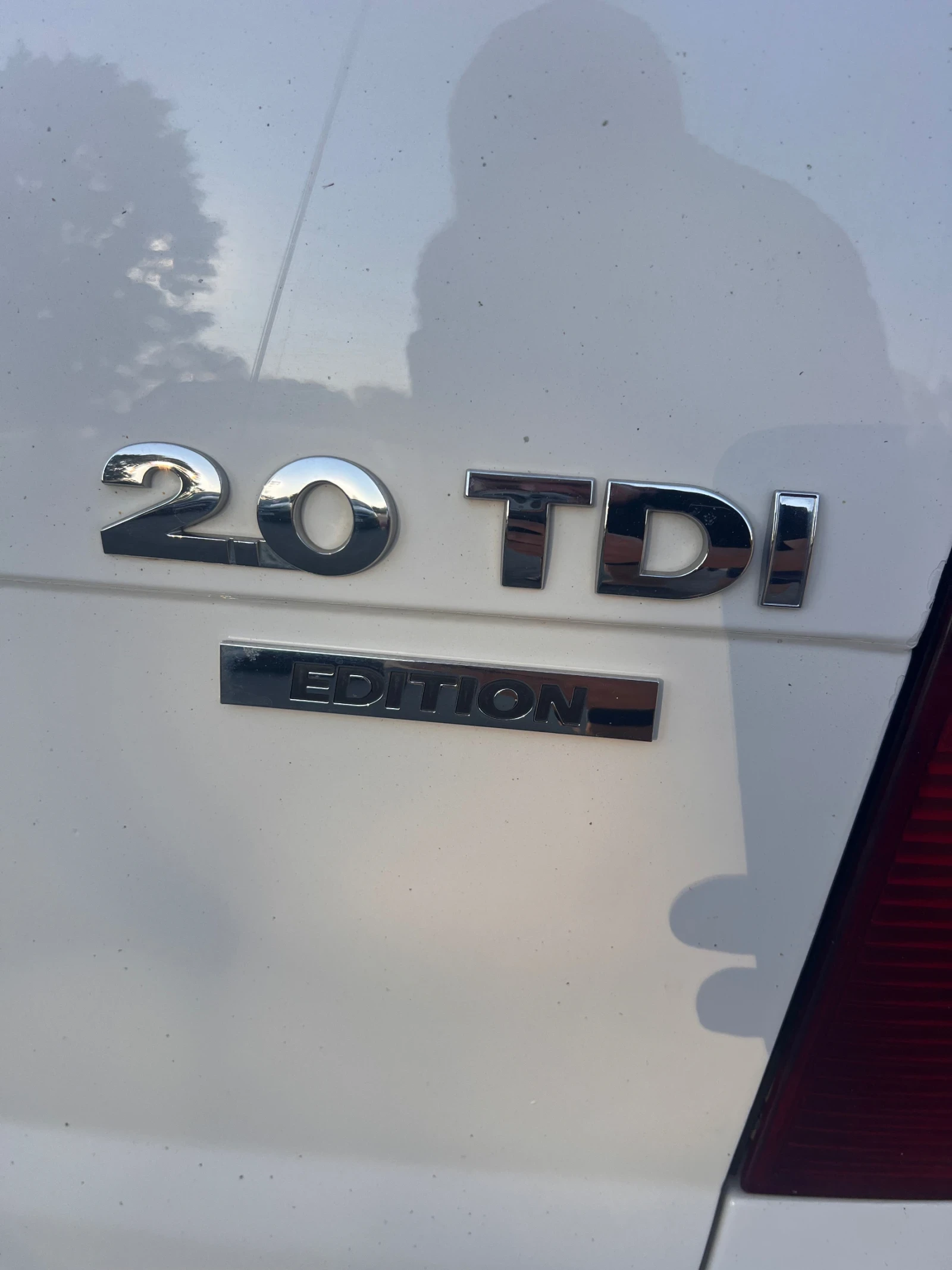 VW Touran 2.0 170коня R Line EDiTiON, снимка 9 - Автомобили и джипове - 55606827
