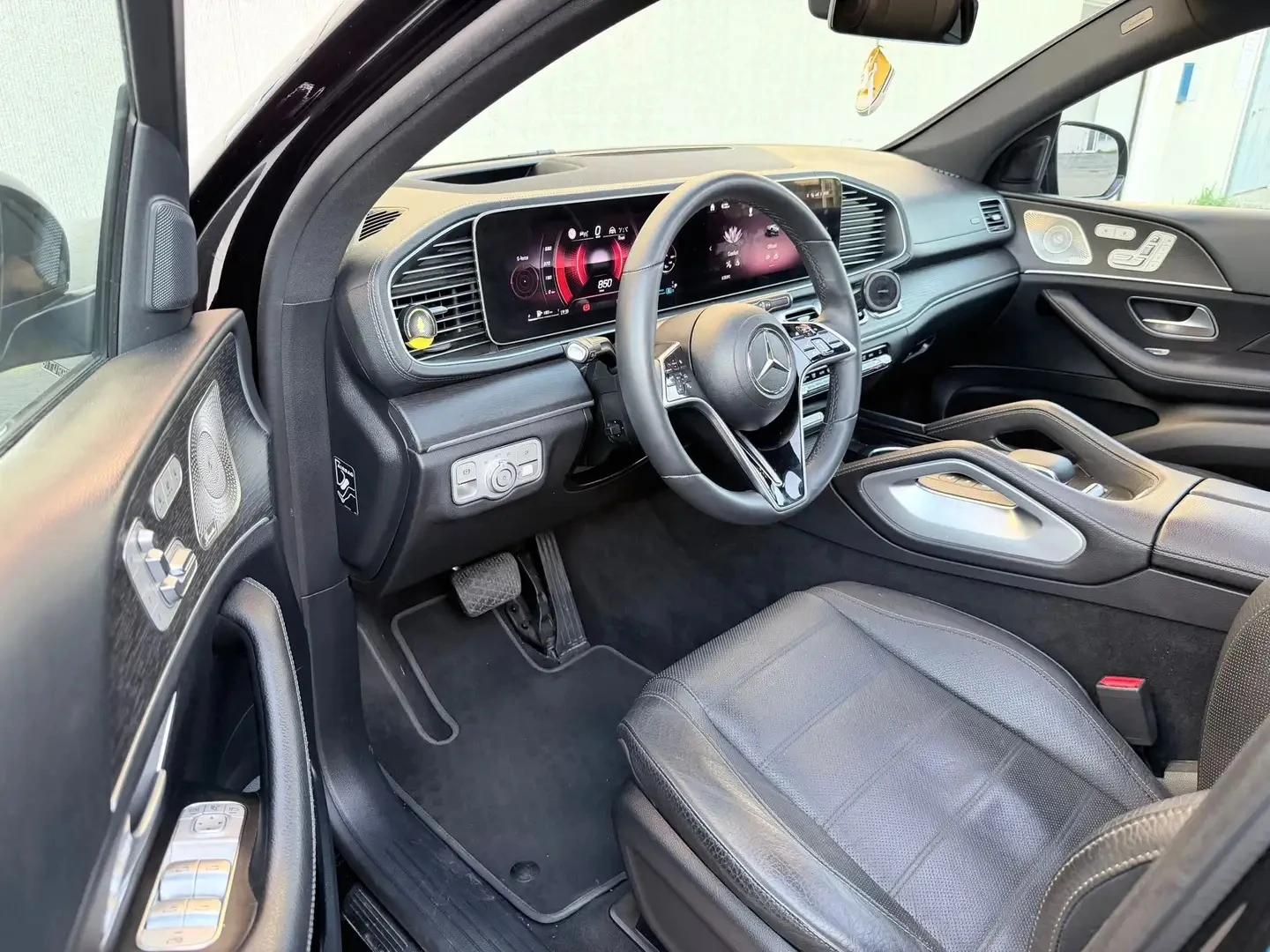 Mercedes-Benz GLE 450 d Coupe 4MATIC AMG-Line, снимка 7 - Автомобили и джипове - 55901153
