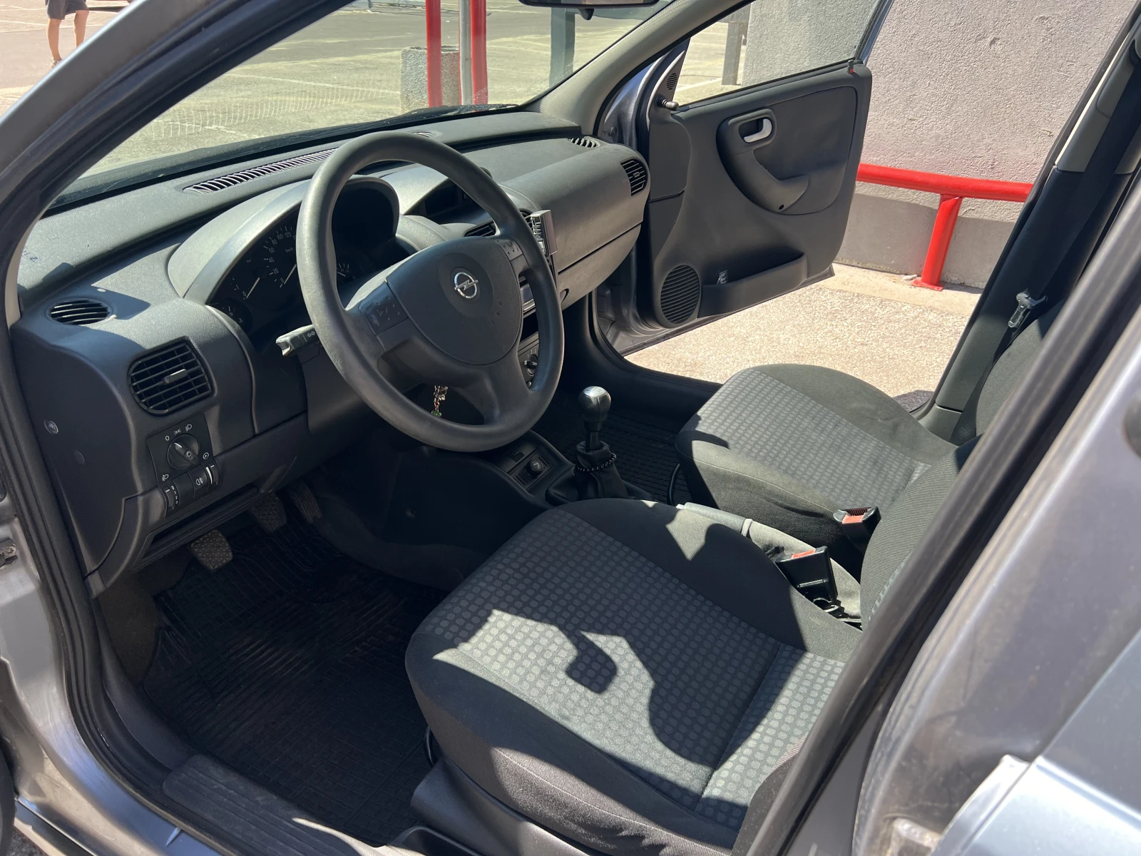 Opel Corsa Ръчна скорост, снимка 9 - Автомобили и джипове - 56083234