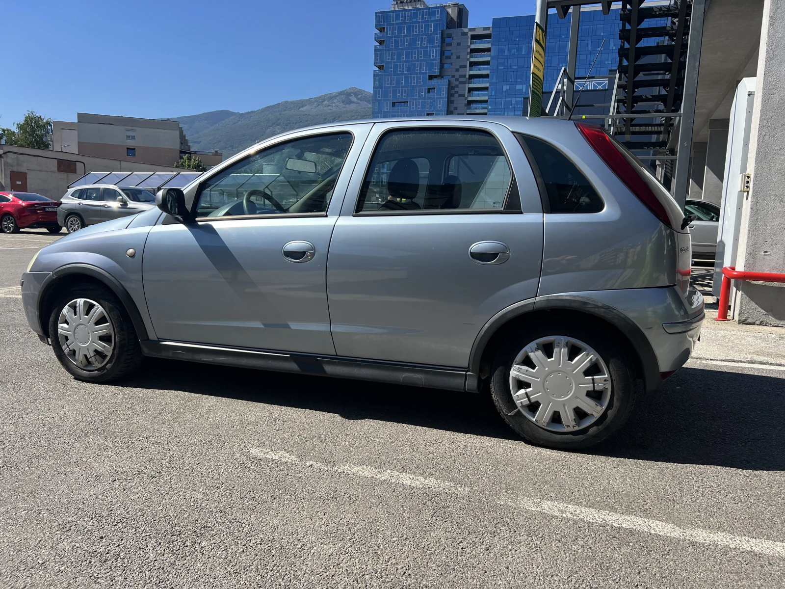 Opel Corsa Ръчна скорост, снимка 4 - Автомобили и джипове - 56083234