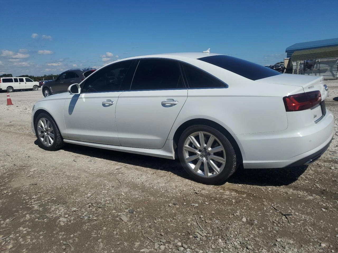 Audi A6 2l Premium Plus, снимка 2 - Автомобили и джипове - 56134962