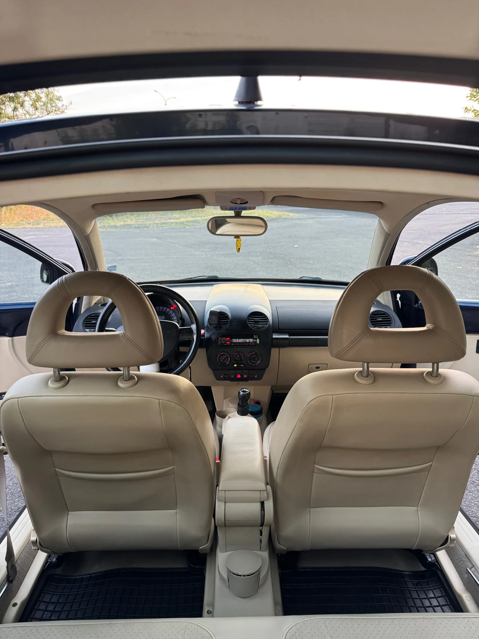 VW New beetle 1.8 Turbo, снимка 7 - Автомобили и джипове - 56155445