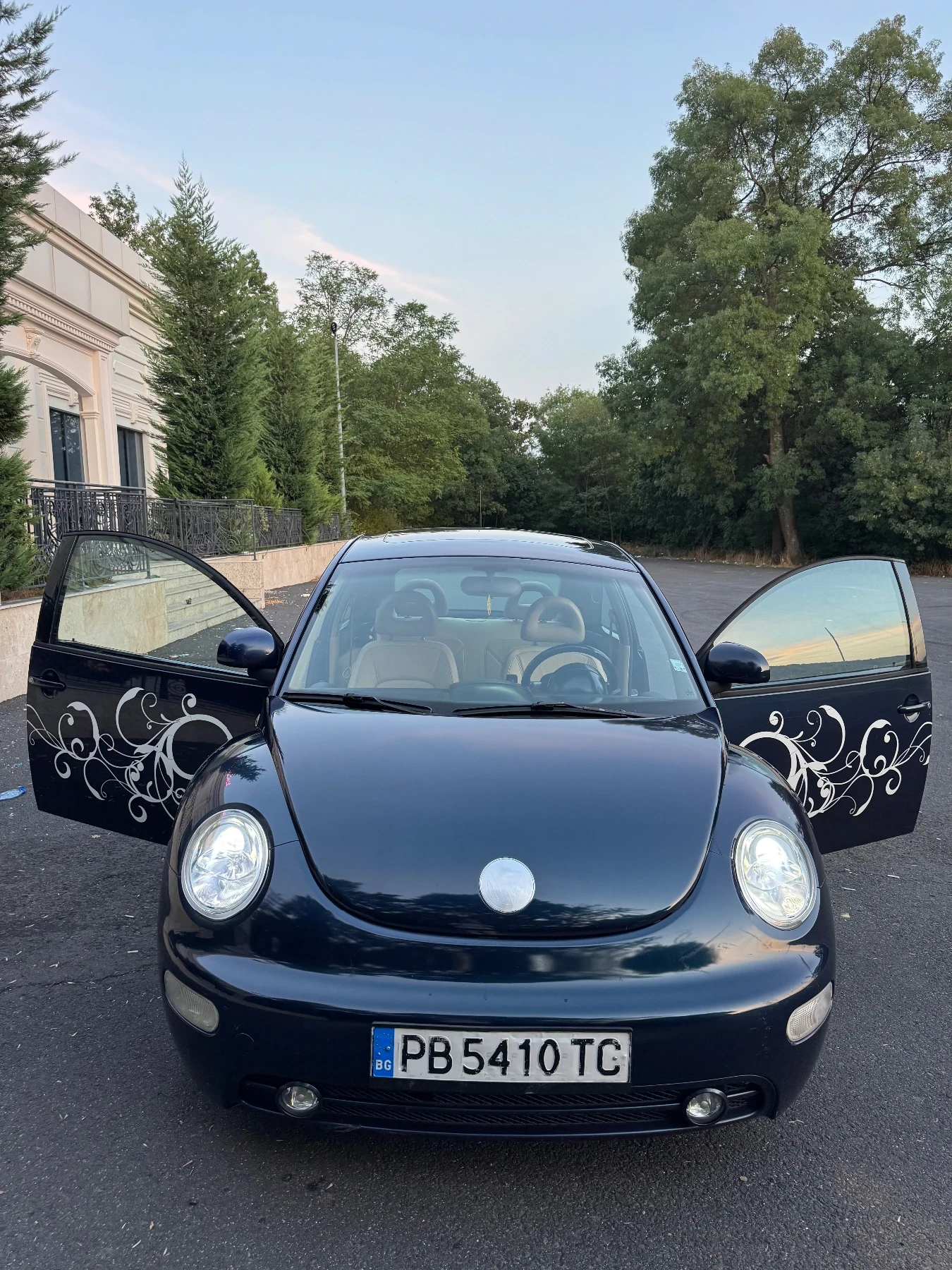 VW New beetle 1.8 Turbo, снимка 3 - Автомобили и джипове - 56155445