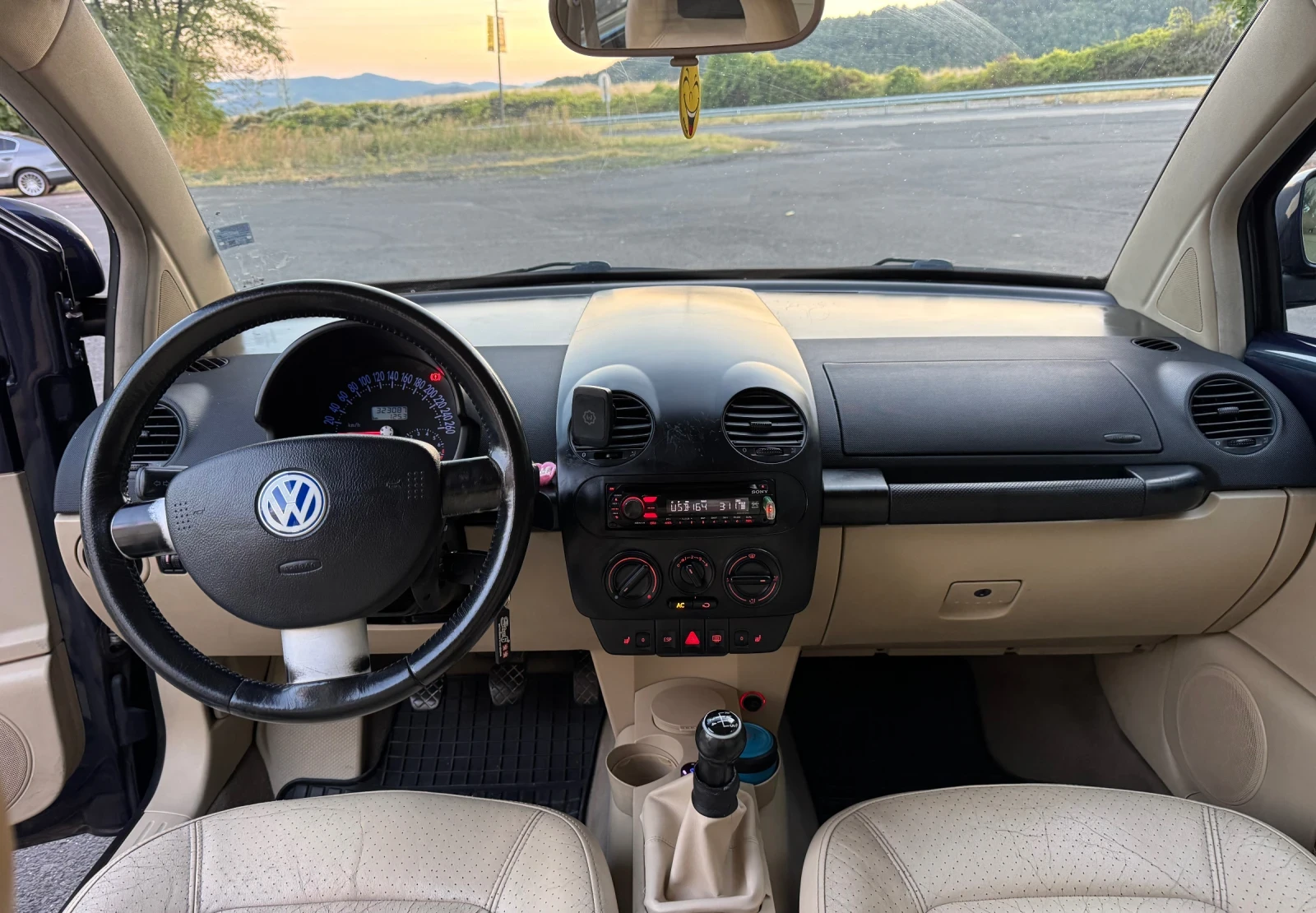 VW New beetle 1.8 Turbo, снимка 6 - Автомобили и джипове - 56155445