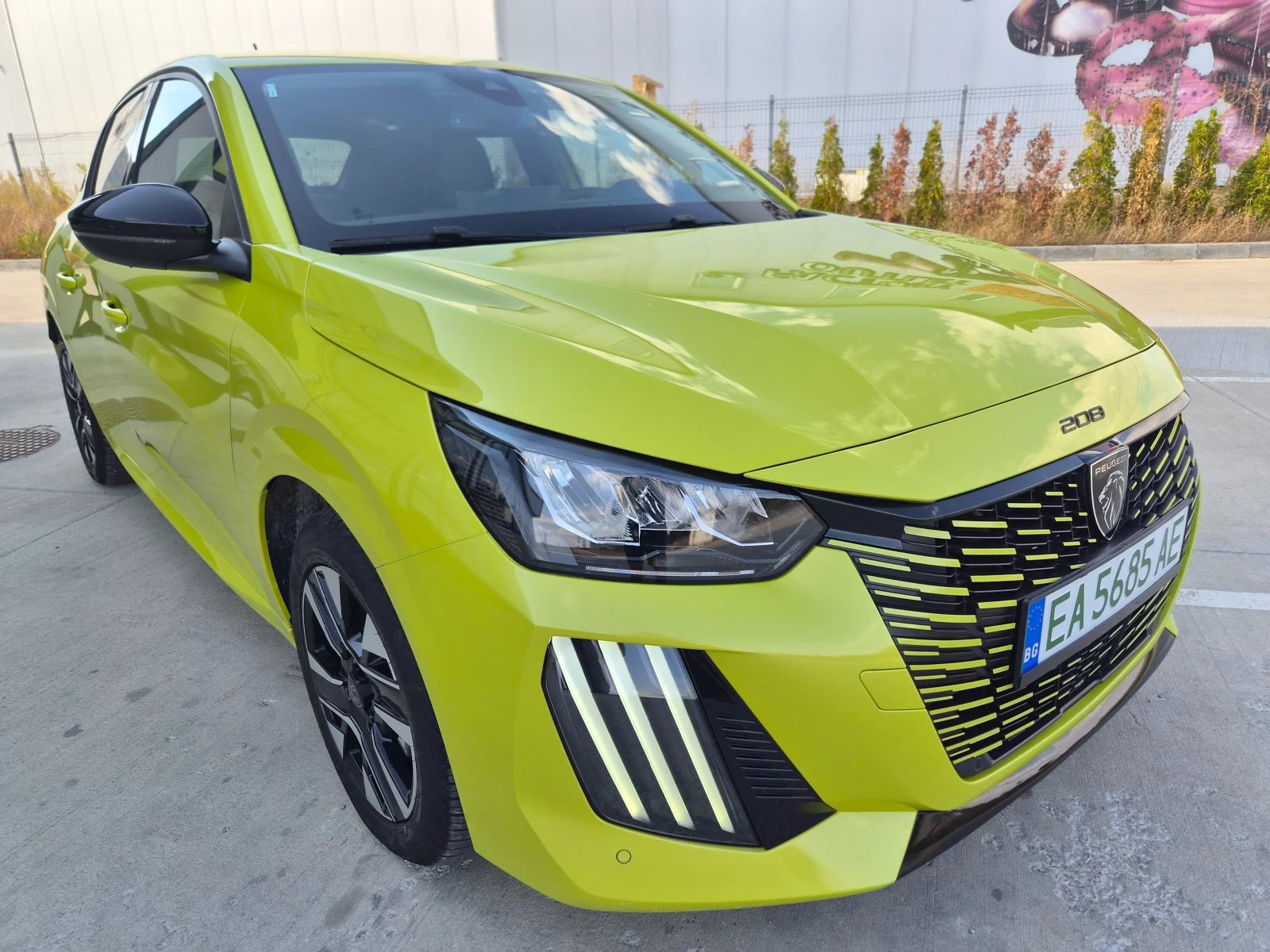 Peugeot 208 Electric, снимка 8 - Автомобили и джипове - 56450152