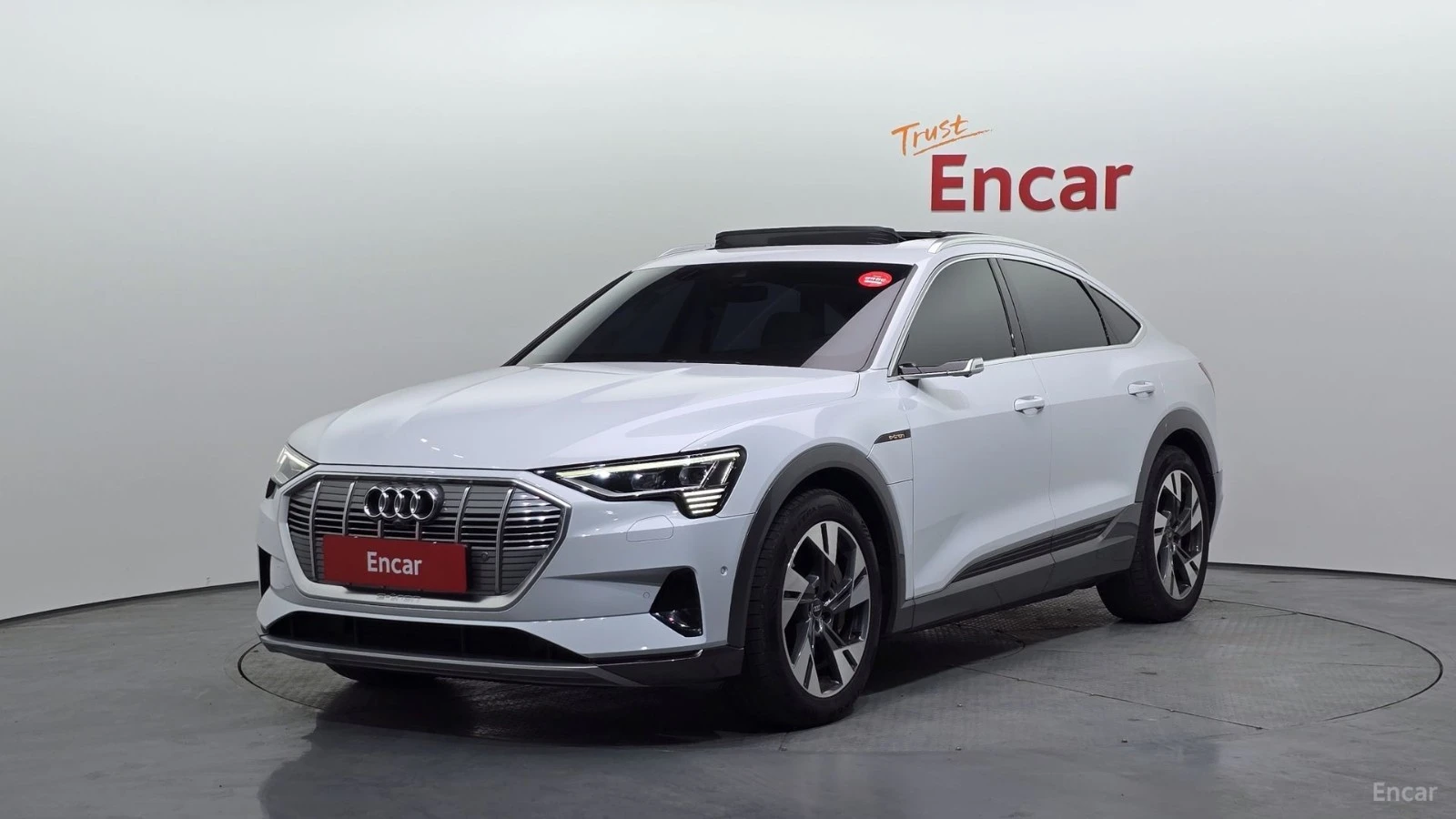 Audi E-Tron 50 QUATTRO SPORTBACKАвтокредит Цена до България